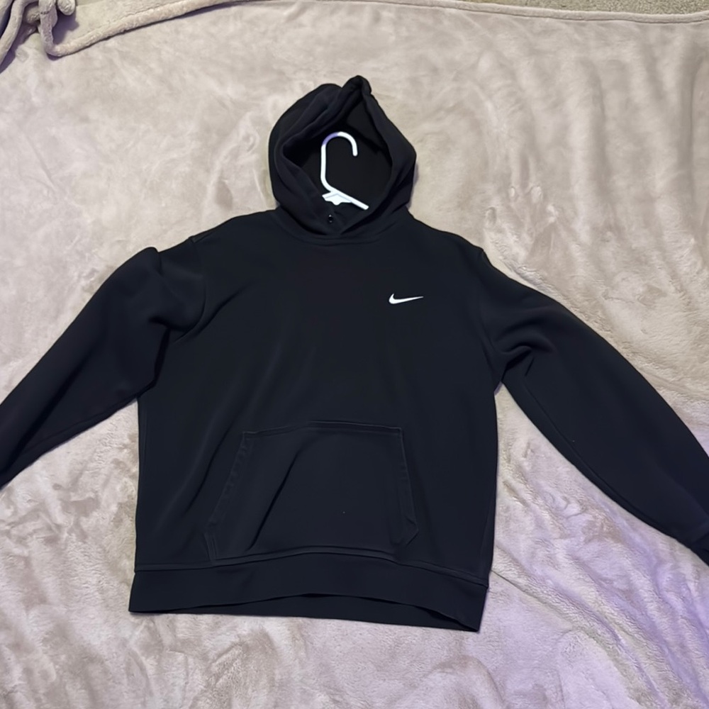 Nike Men's Black Pullover Hoodie